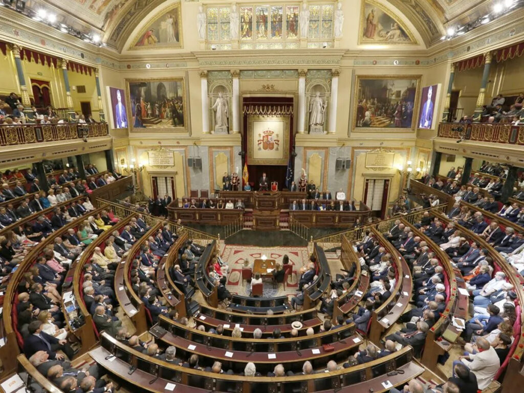 Comunicat a la vista de la convocatòria d’eleccions a les corts espanyoles