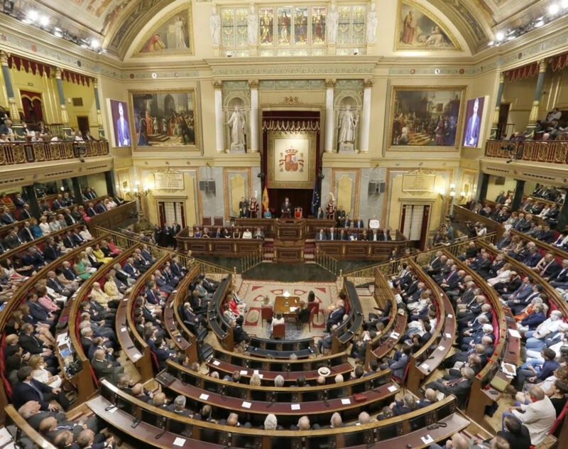 Comunicat a la vista de la convocatòria d’eleccions a les corts espanyoles